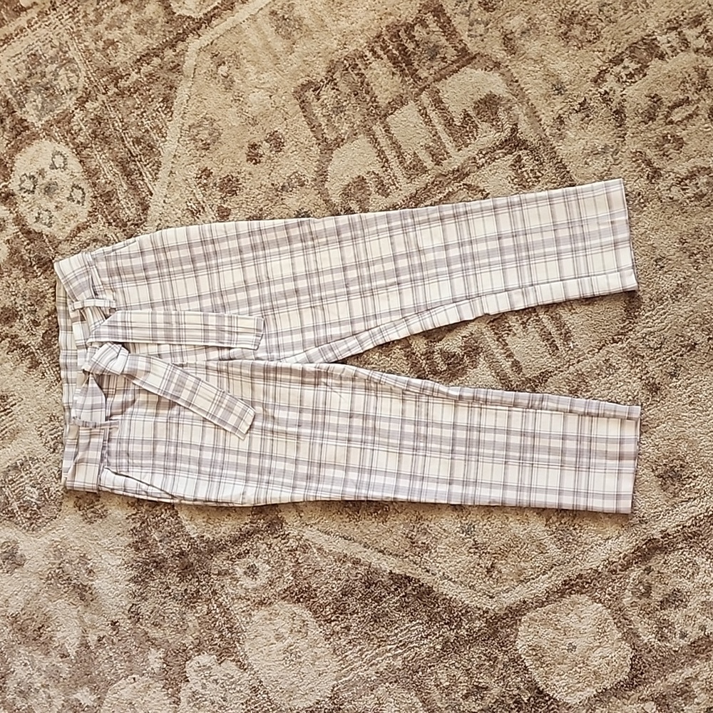 Jules ans Leopold Plaid Belted cropped pants